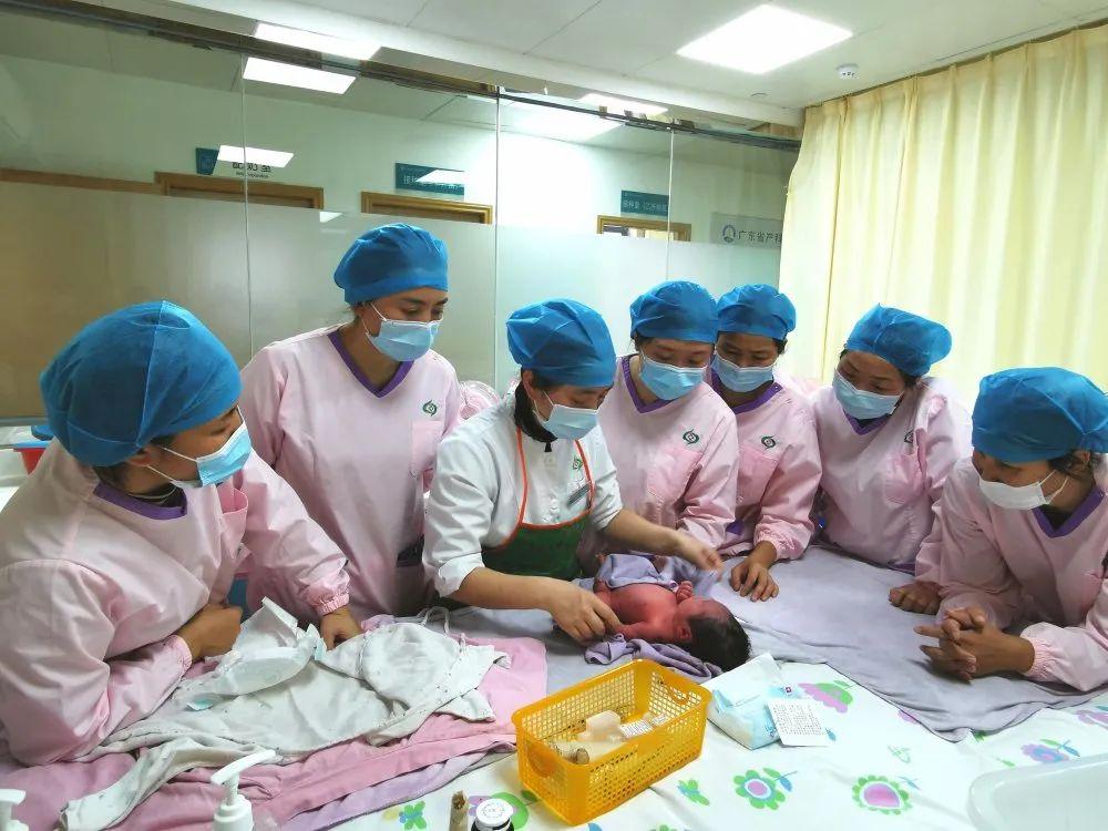 绵阳妇婴监护型护送